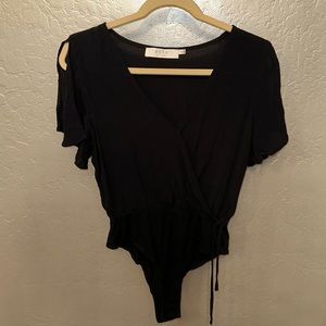 Astr short sleeve bodysuit